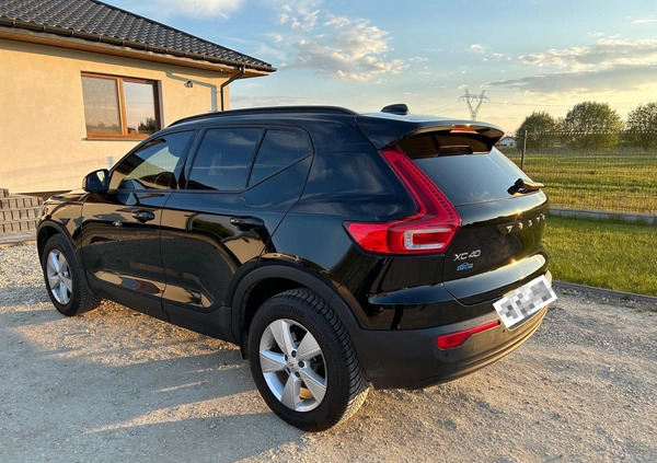 Volvo XC 40 cena 115000 przebieg: 231222, rok produkcji 2019 z Radom małe 121